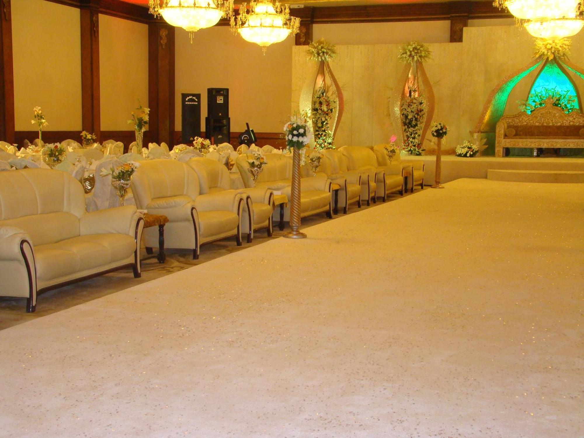 The Convention Center & Royal Suites Hotel Kuveyt Dış mekan fotoğraf