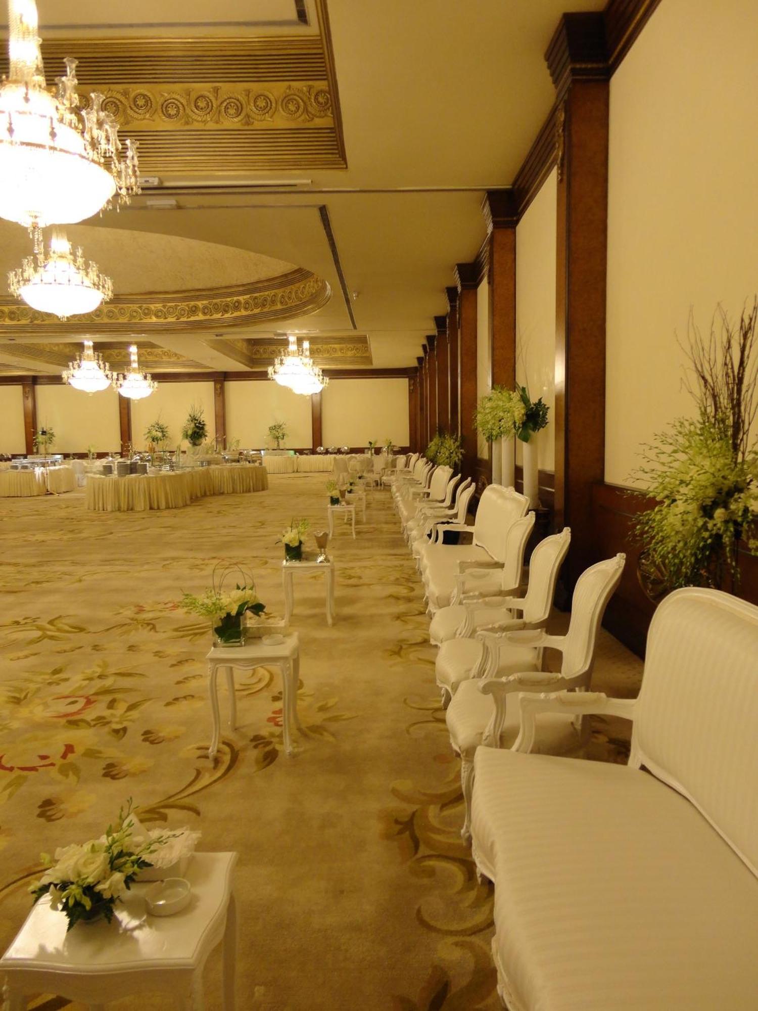 The Convention Center & Royal Suites Hotel Kuveyt Dış mekan fotoğraf